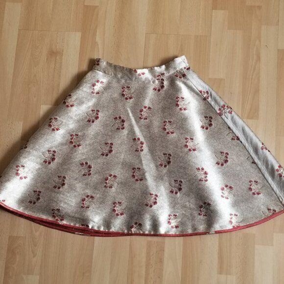 ERIN Metallic Floral Mini Skirt Sz 0 - Picture 1 of 6